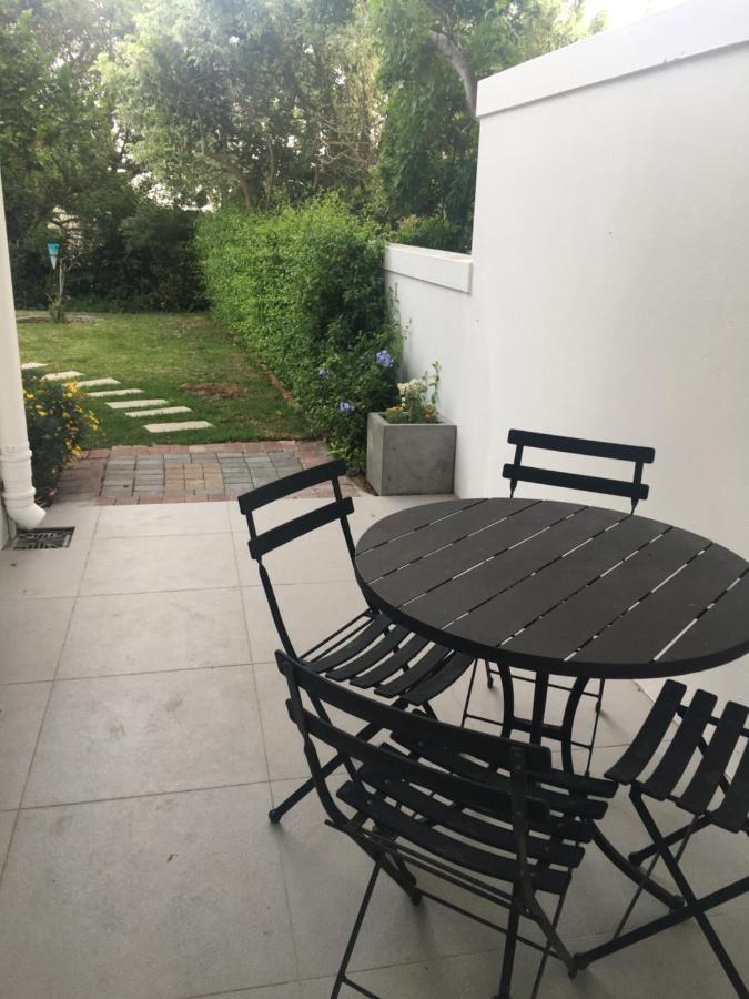 Table Mountain Guest Cottage With Private Garden Cape Town Exterior photo